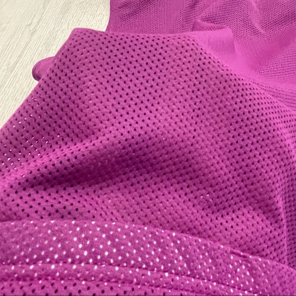 PEARL IZUMI Aloft Women’s Purple Sleeveless Lightweight Cycling Shirt Size M - Picture 11 of 11